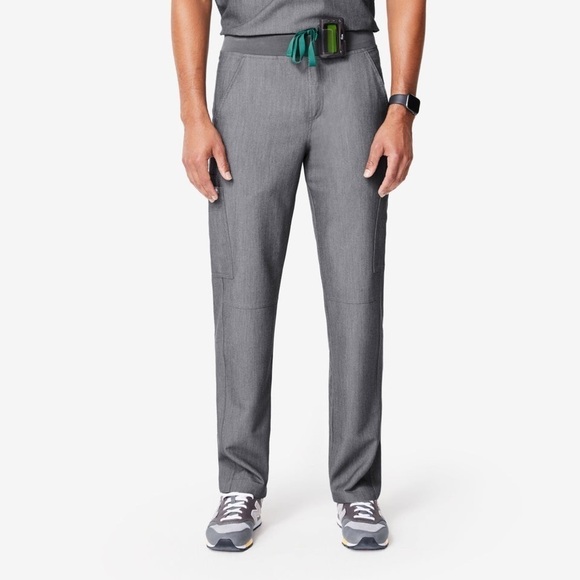 Figs Axim Cargo Scrub Pants Grey Graphite - Picture 1 of 11